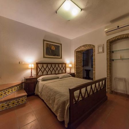 Relais Del Porto Hotel Cagliari Exterior photo